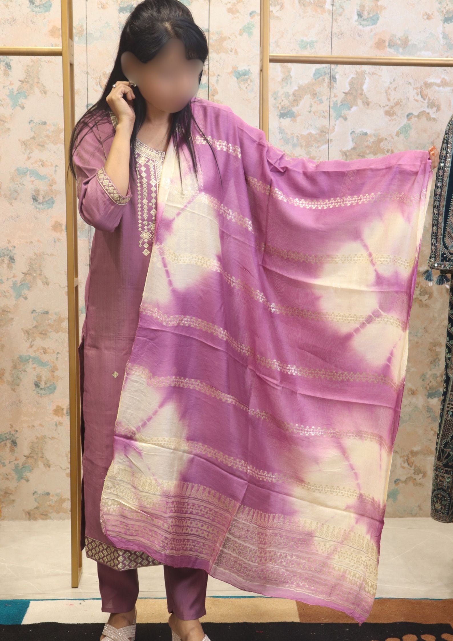 Mauve Kurta Set with Zari Embroidery