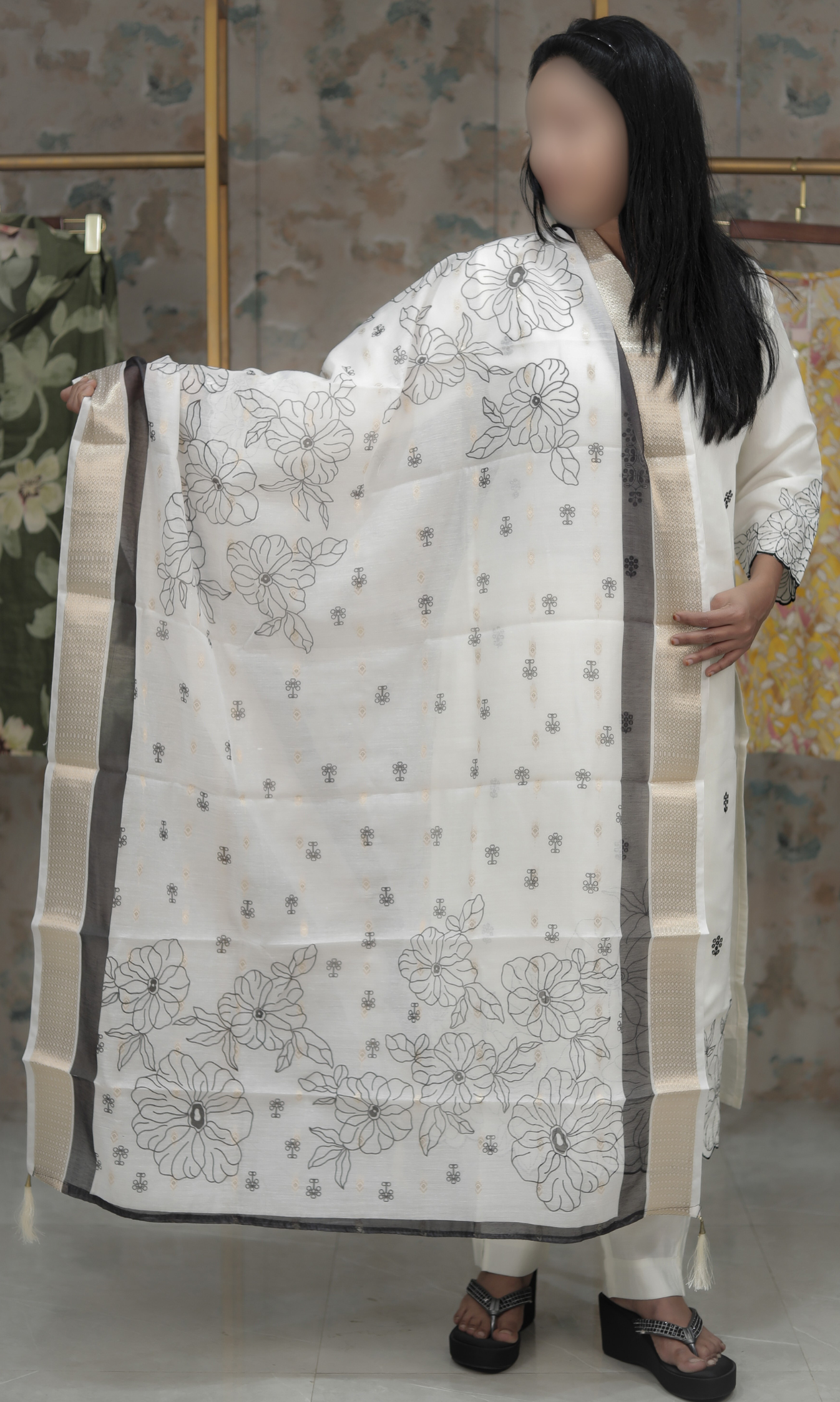 Ivory White Kurta Set Set with Minimal Embroidery