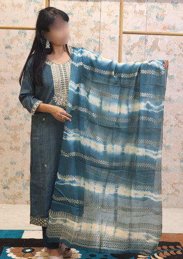 Teal Ethnic Kurta Set with Tie-Dye Dupatta