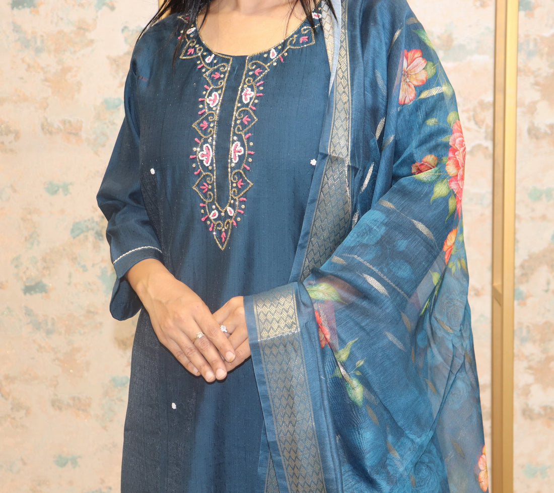 Kurta Set with Subtle Embroidery
