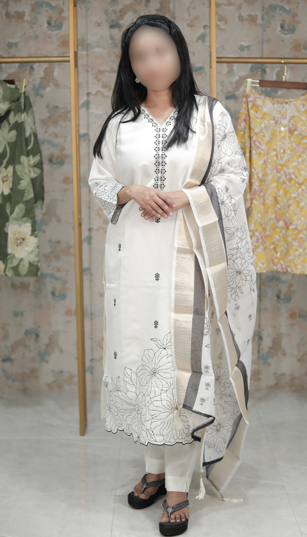 Ivory White Kurta Set Set with Minimal Embroidery